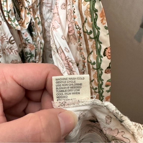 NWT Rebellion Again Belted floral kimono - Picture 5 of 9